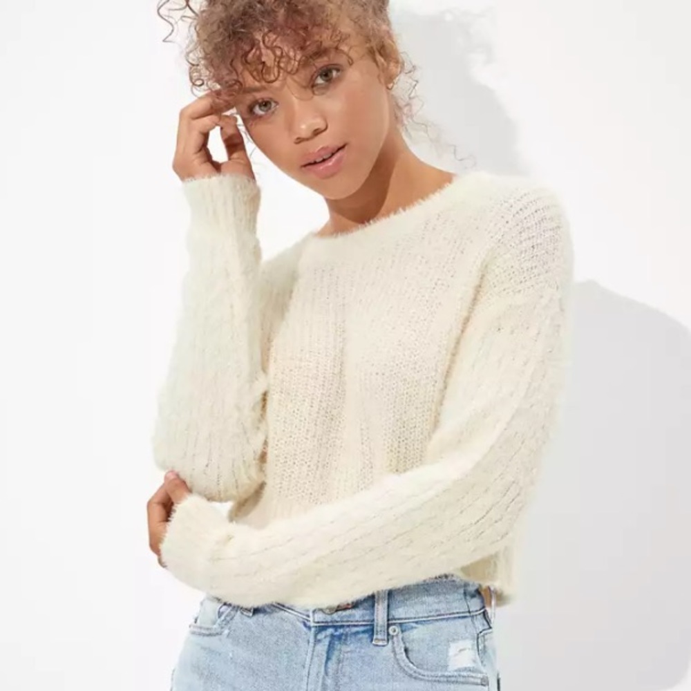 NWT American Eagle Cream Cropped Sweater